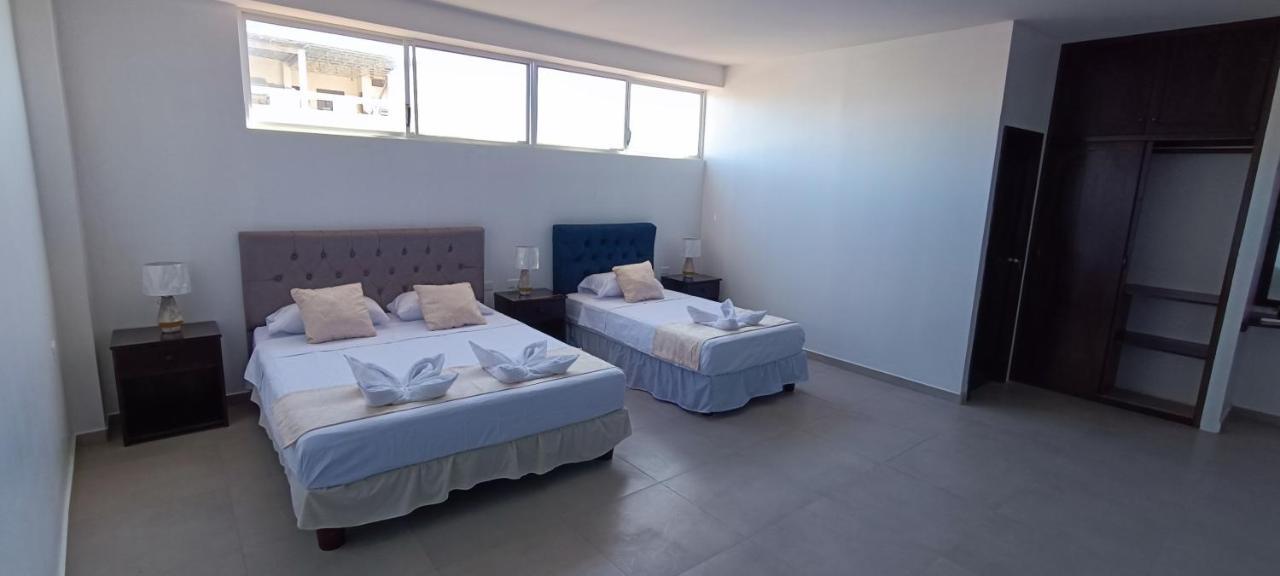 Bed and Breakfast Mantarraya Puerto Baquerizo Moreno Esterno foto