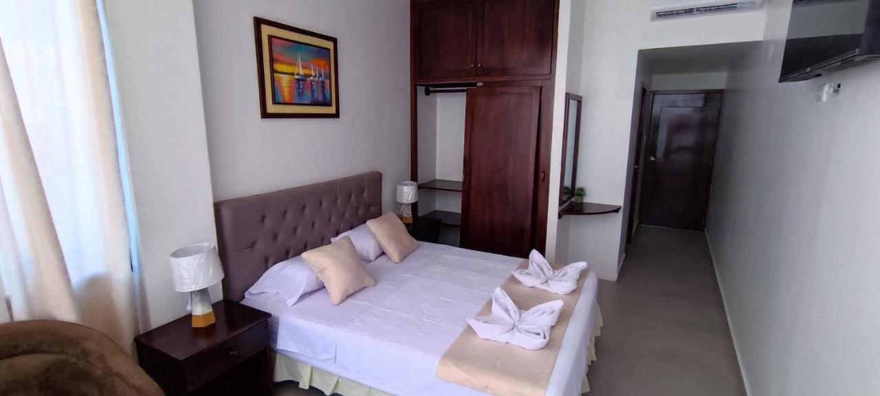 Bed and Breakfast Mantarraya Puerto Baquerizo Moreno Esterno foto