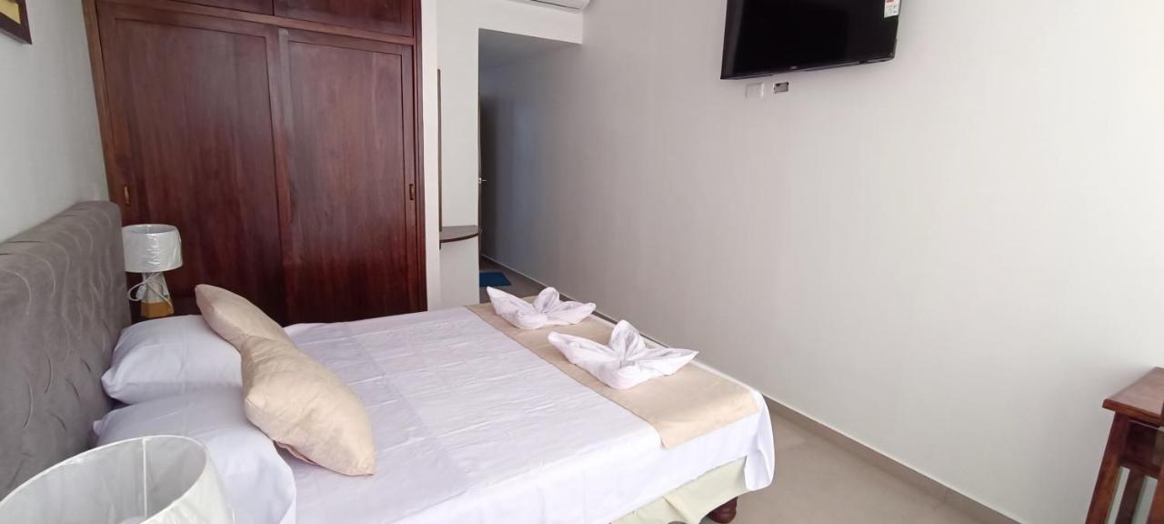 Bed and Breakfast Mantarraya Puerto Baquerizo Moreno Esterno foto